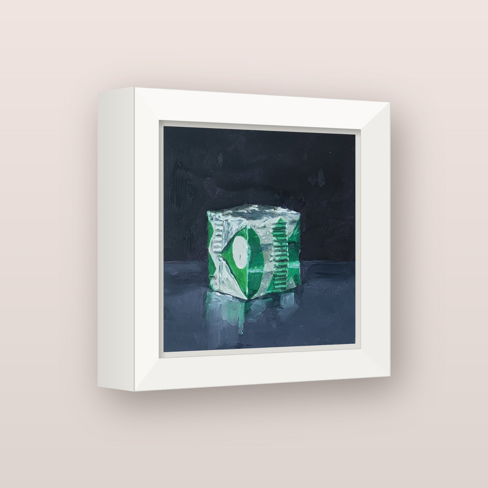OXO cube vegetable: the frame from the side